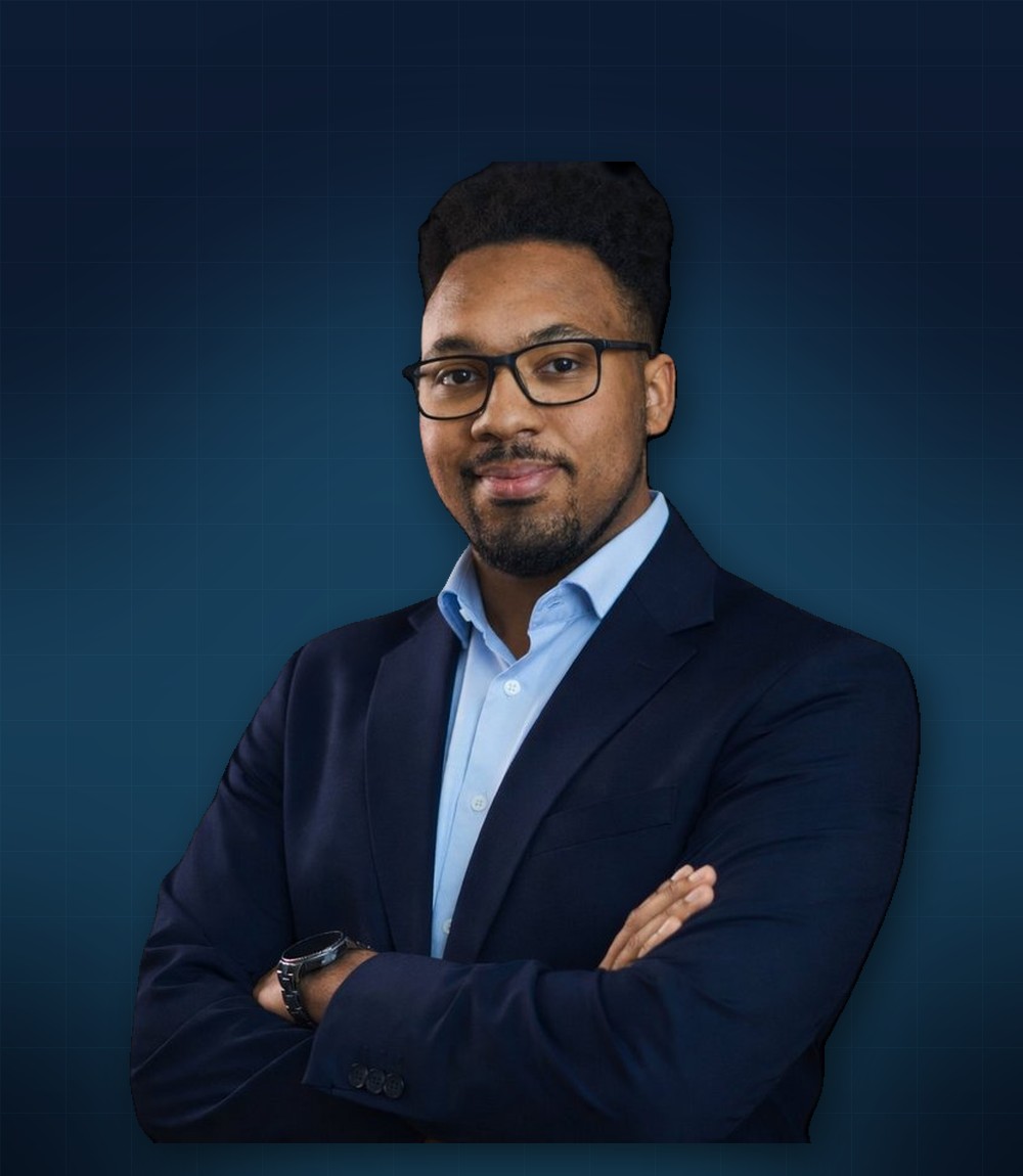 Maebou Ngum, Geschäftsführer NetCorp